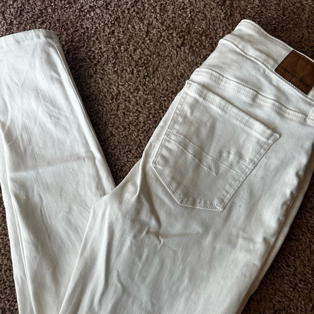 American Eagle White Jeans